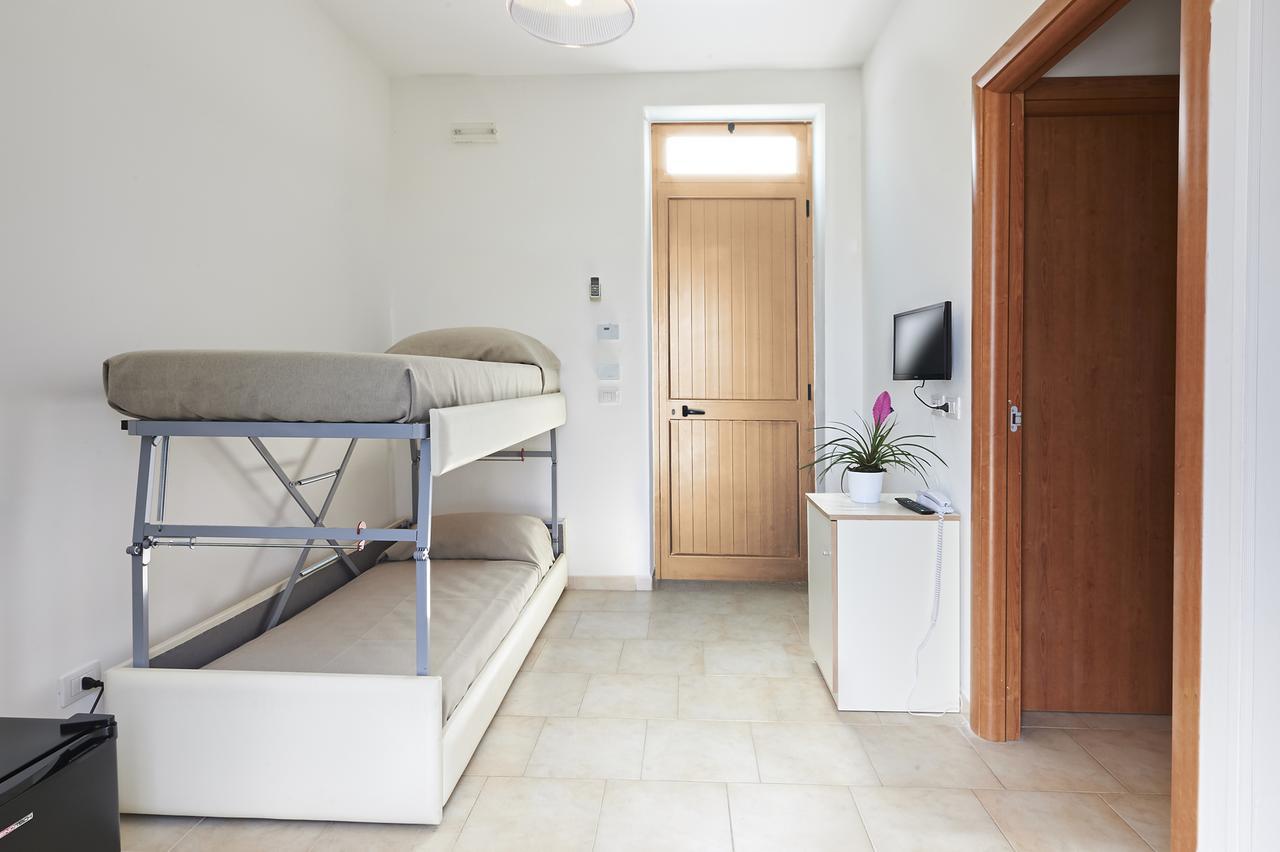 Alba Azzurra - Cdshotels Torre dell'Orso Luaran gambar